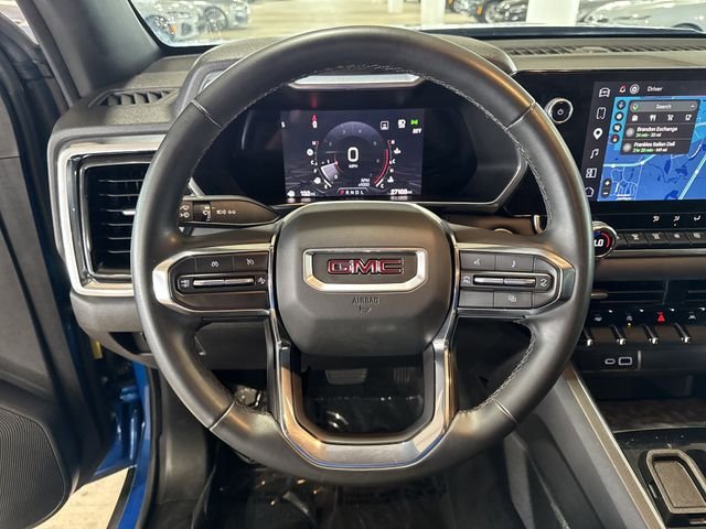 Used 2023 Blue Metallic GMC Elevation image 21