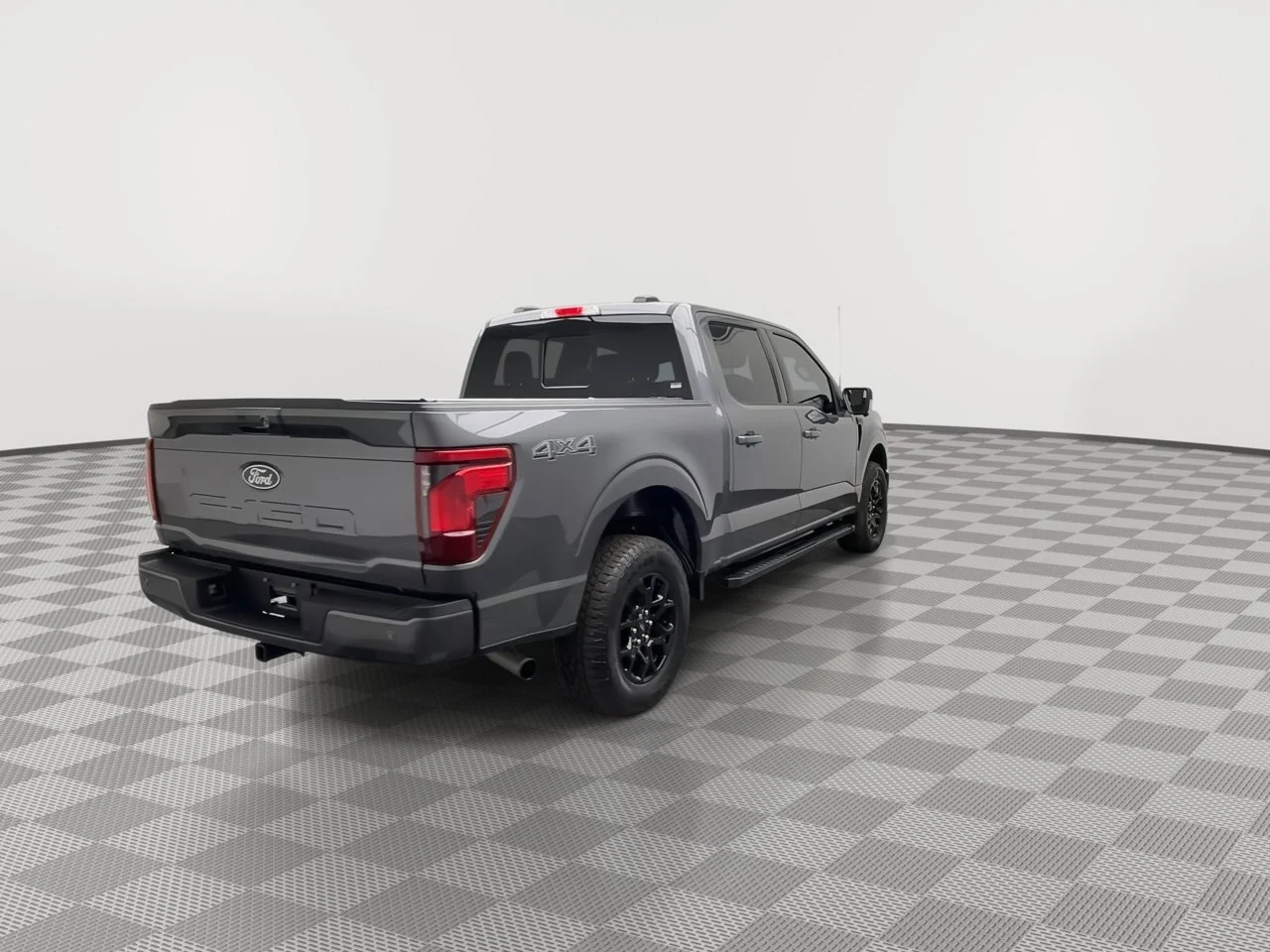 Used 2024 Gray Ford XLT image 42