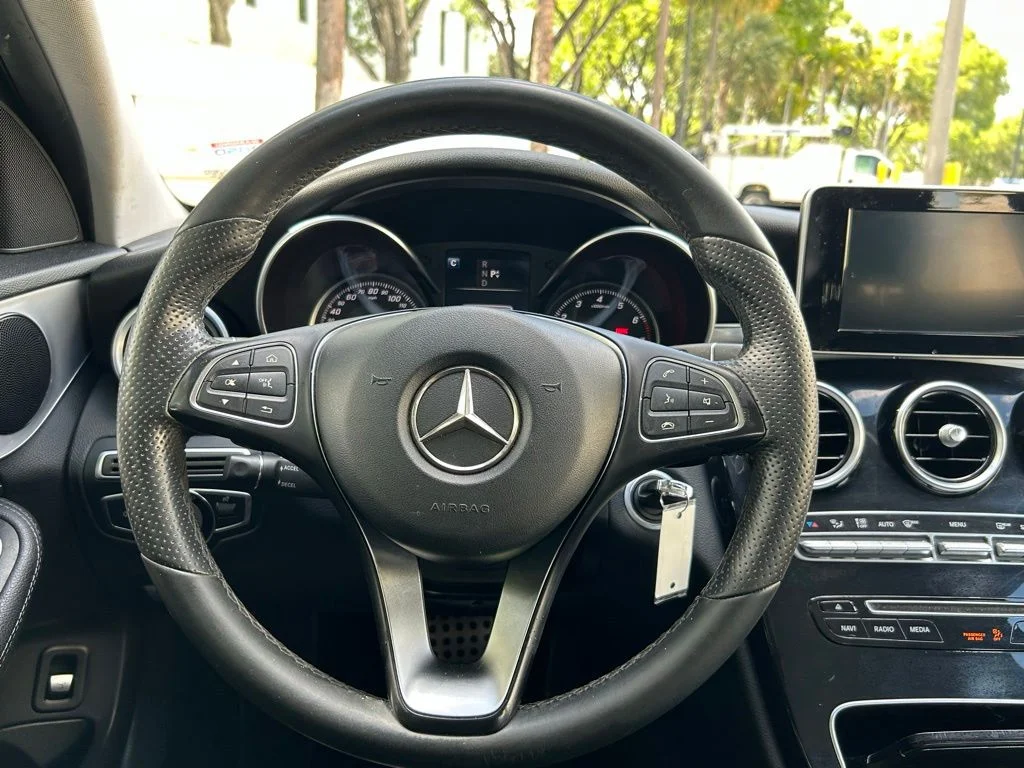 Used 2016 White Mercedes-Benz C 300 image 20