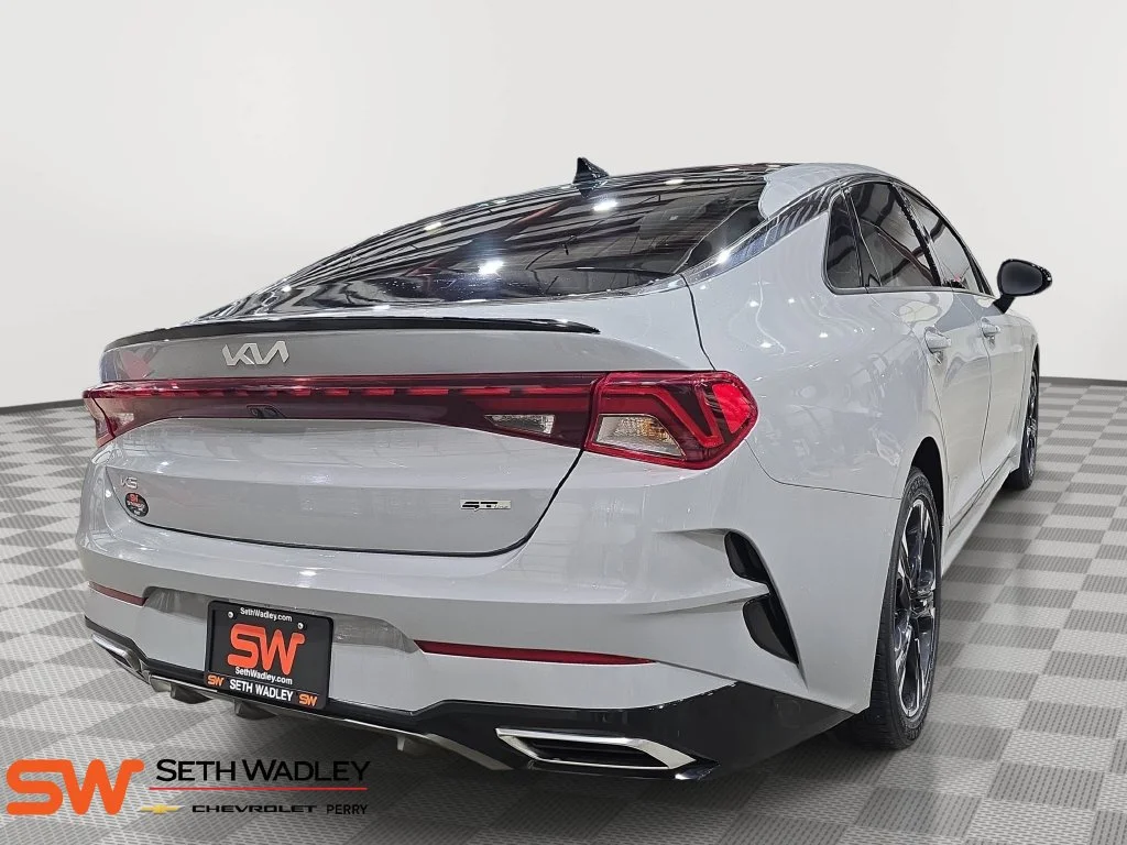 Used 2023 Gray Kia GT-Line image 7