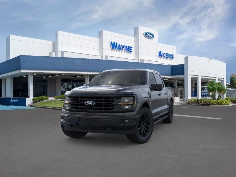 New 2026 Agate Black Metallic Ford XLT image 2