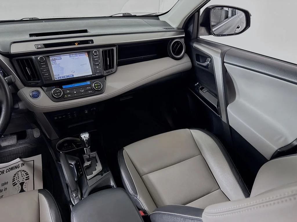 Used 2016 Black Sand Pearl Toyota Limited image 24
