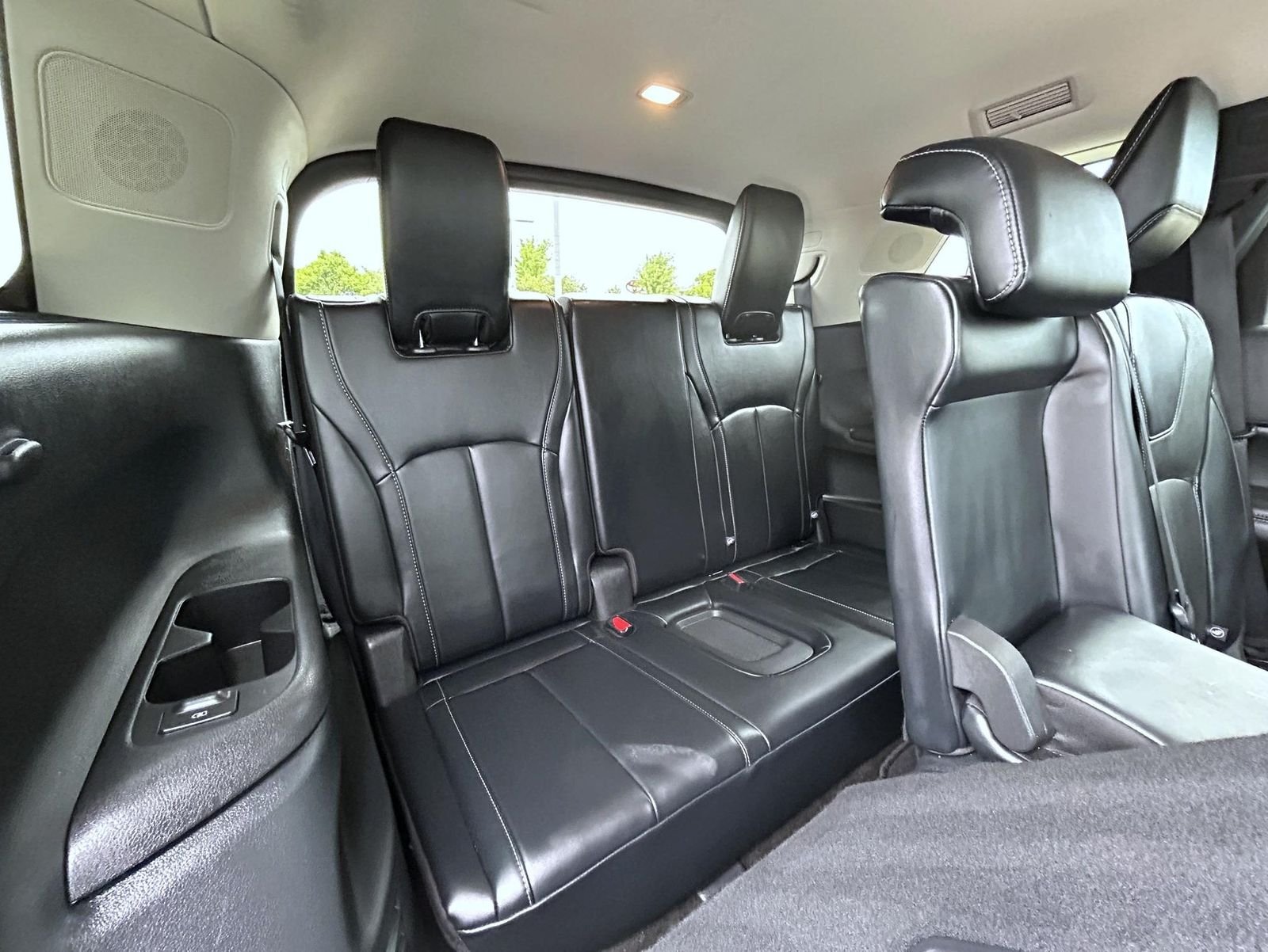 Certified Used 2023 Black INFINITI LUXE image 19