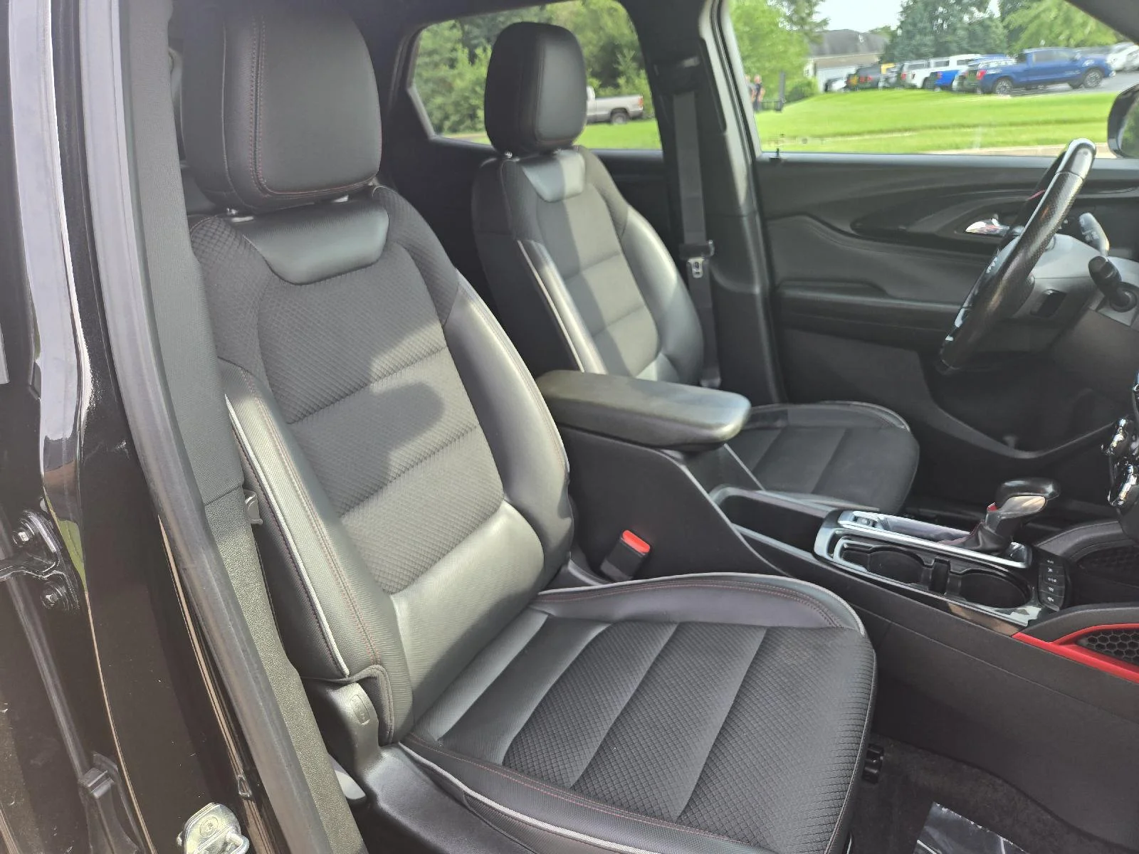 Used 2021 Mosaic Black Metallic Chevrolet RS image 24