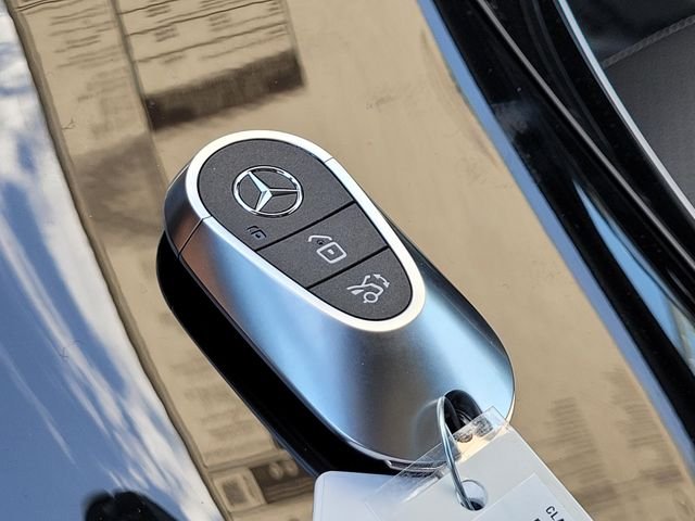2025 Mercedes-Benz C-Class Sedan C 300 - Photo 34