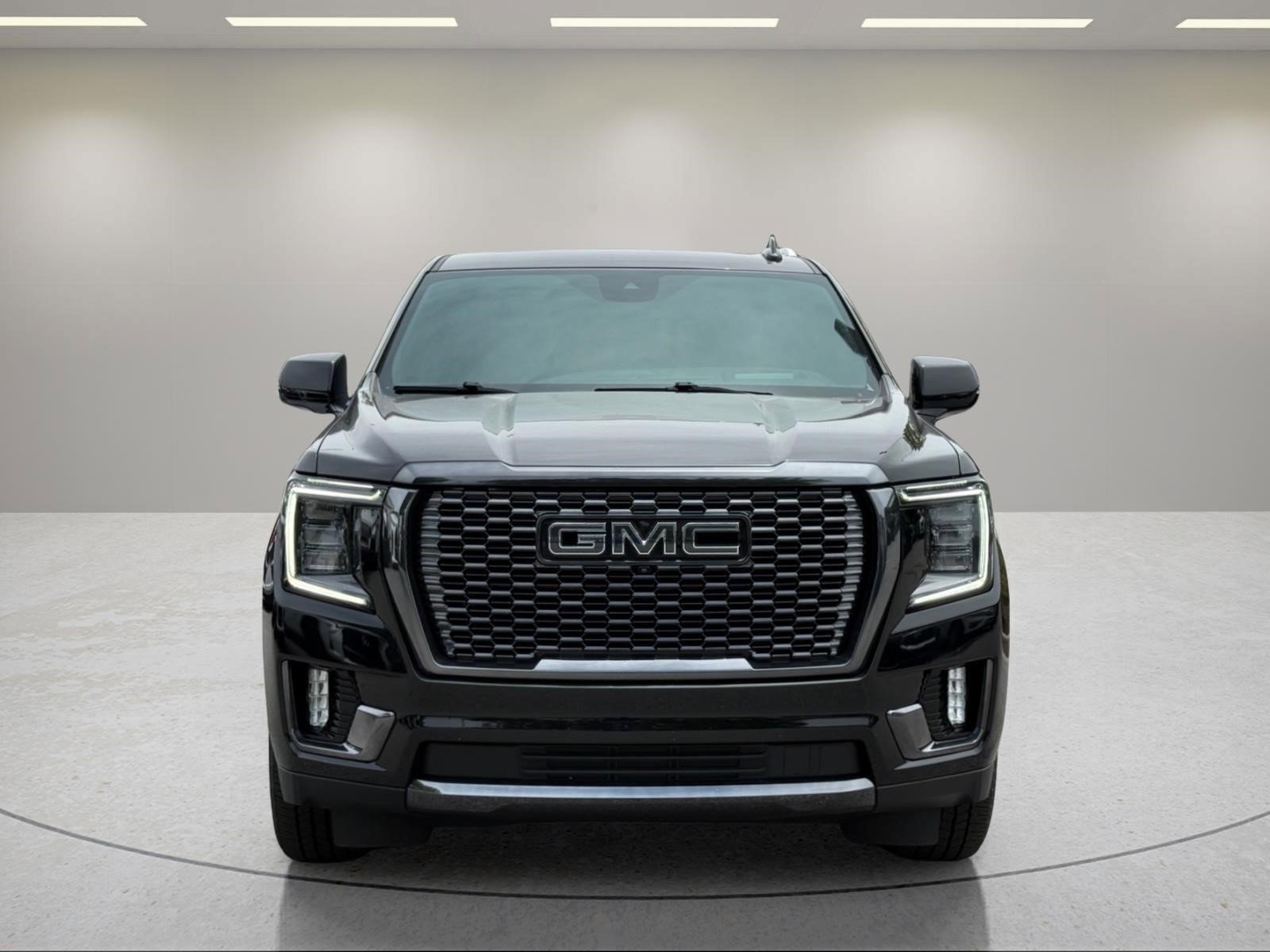 Used 2023 Onyx Black GMC Denali Ultimate image 2