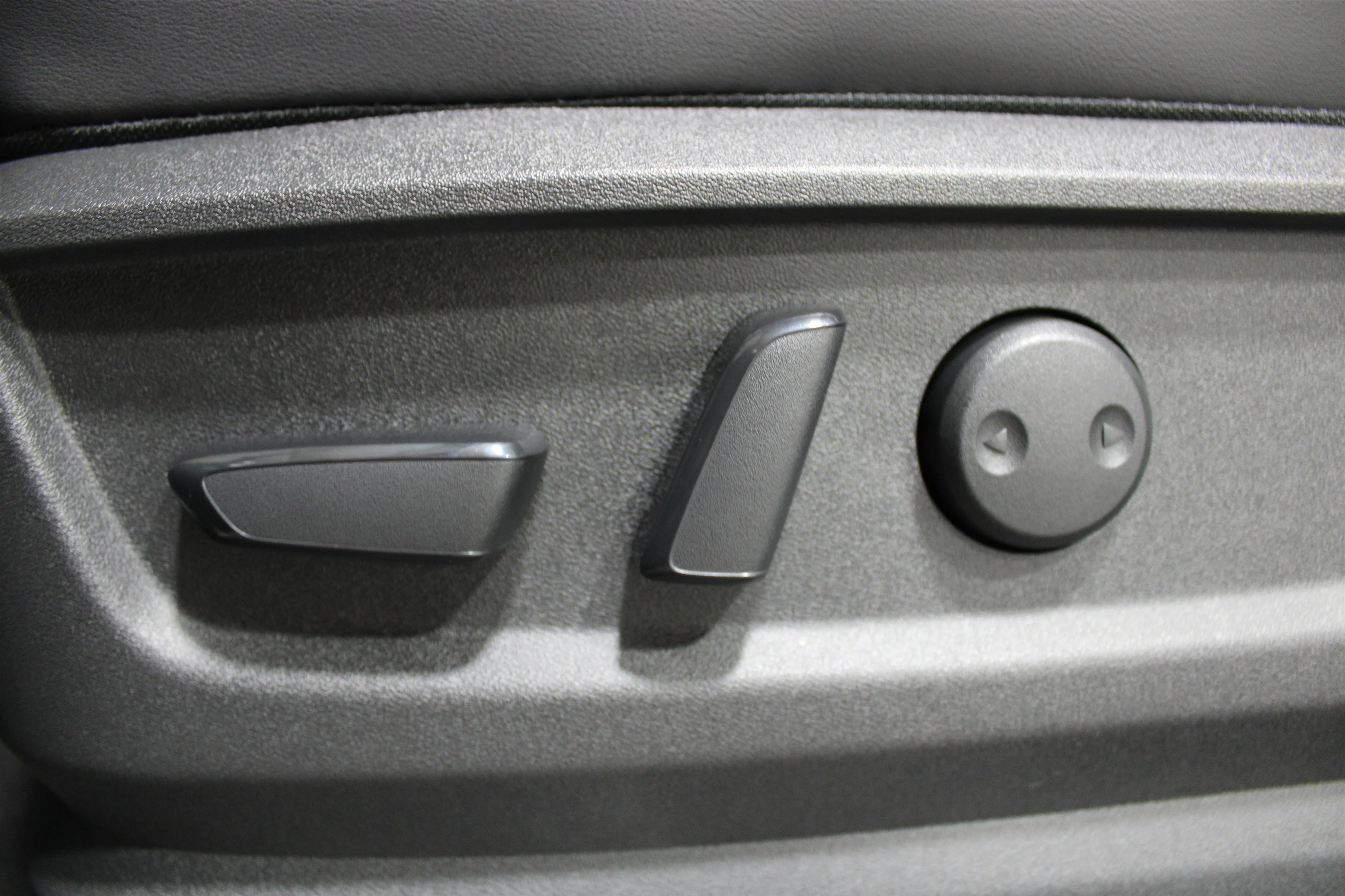 New 2026 DYNAMIC METAL INFINITI Pure 4WD image 4