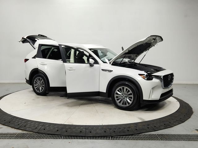 Used 2026 White Mazda 3.3 Turbo Select image 10