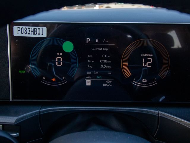 2026 Hyundai Santa Fe SE - Photo 28