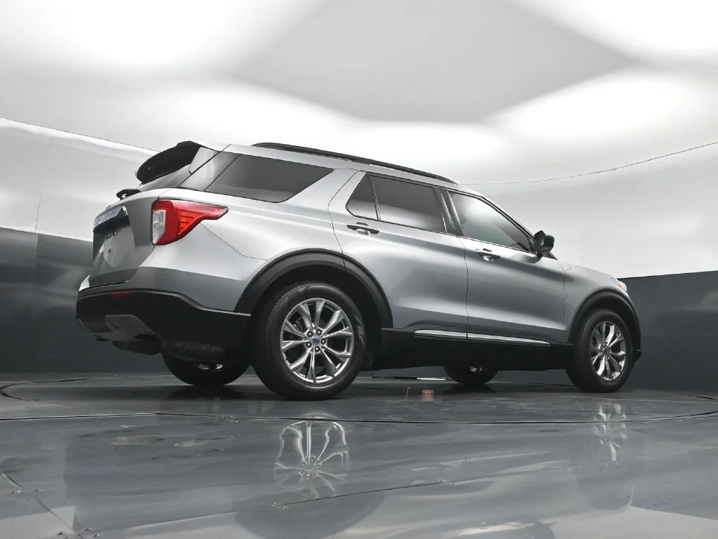 Used 2021 Silver Ford XLT image 43