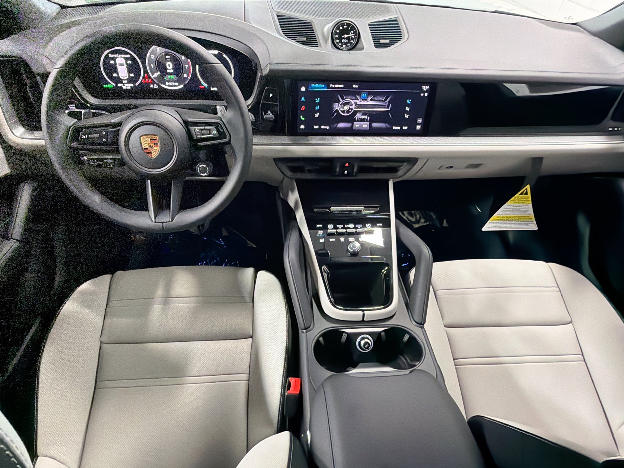 New 2026 Chalk Porsche E-Hybrid image 16