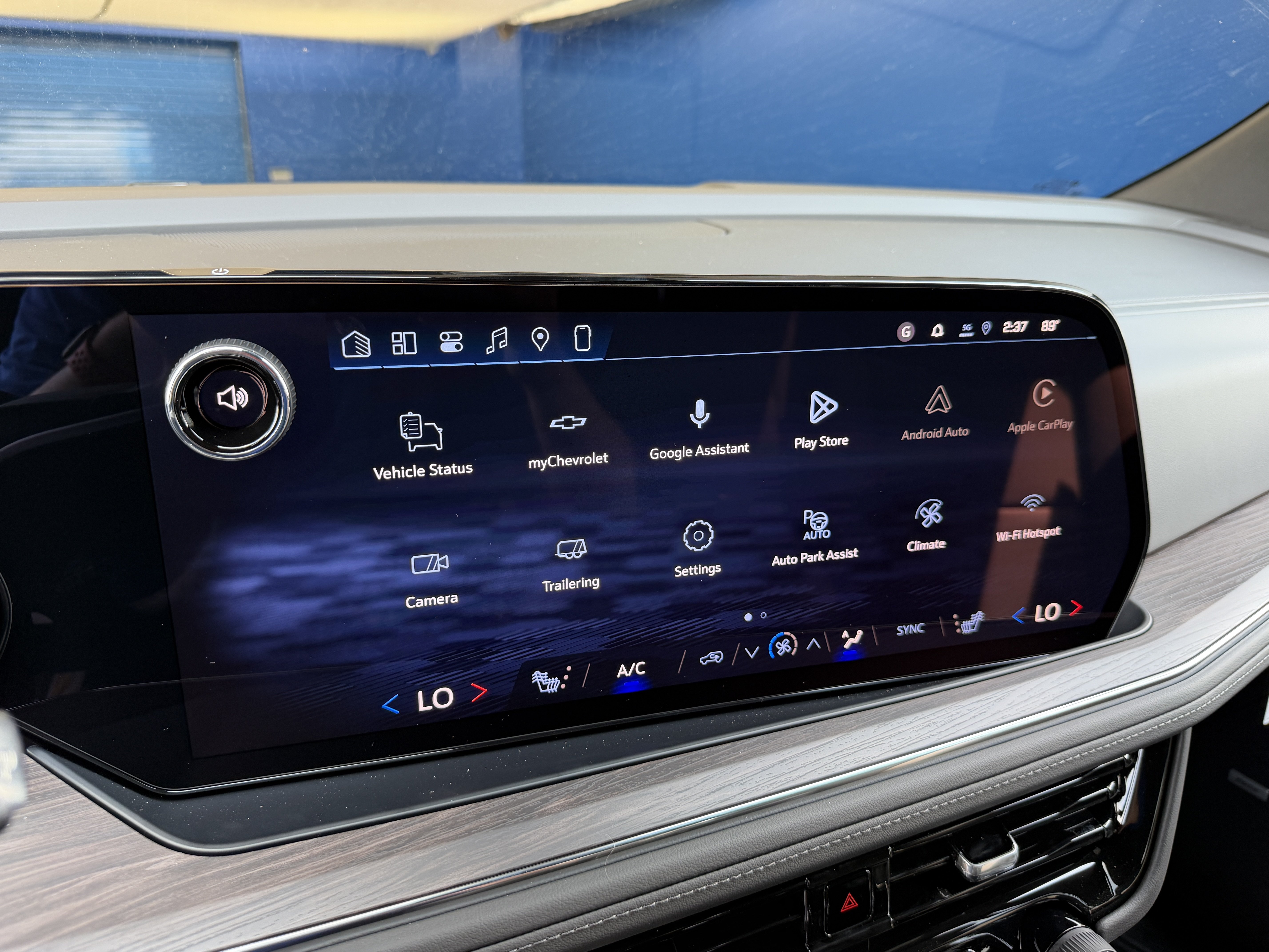 2026 Chevrolet Tahoe Z71 - Photo 23