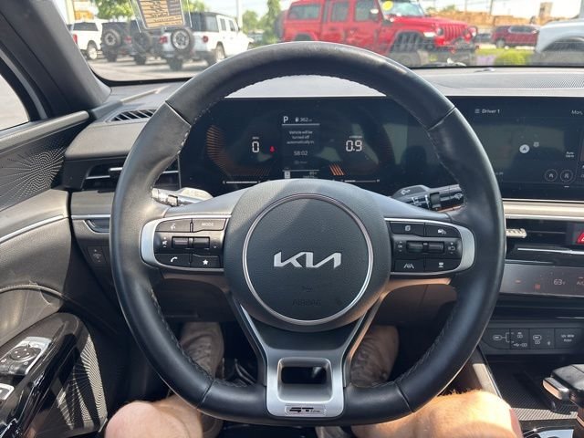 Certified Used 2025 Snow White Pearl Kia GT-Line image 19