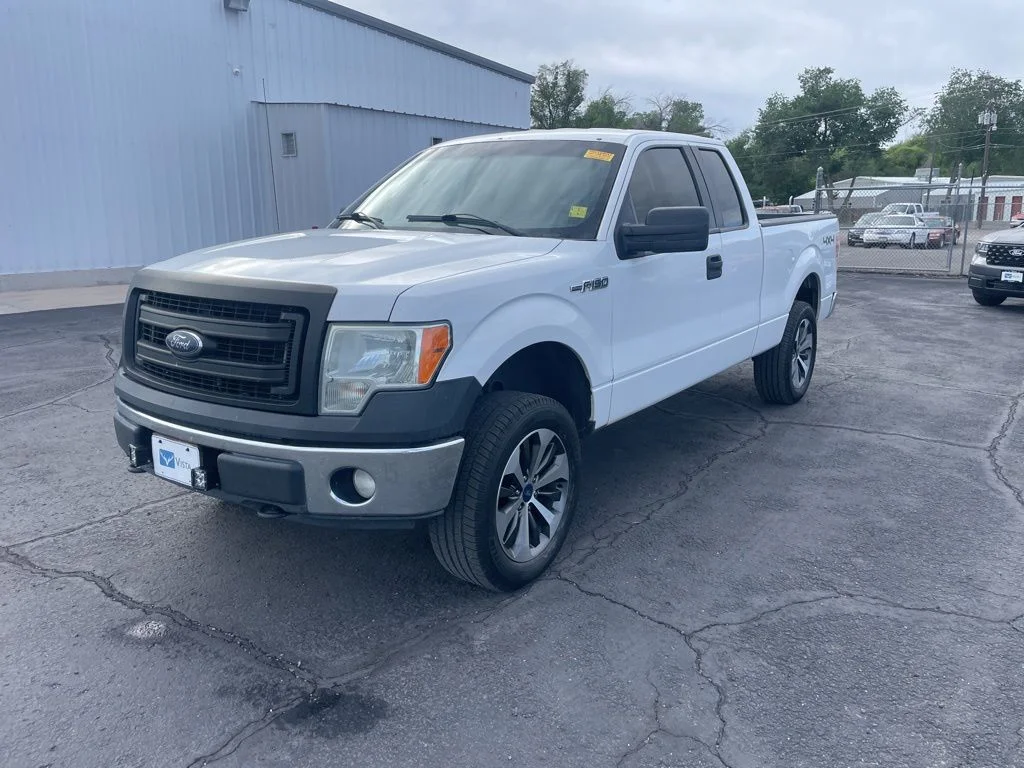 2014 Ford F-150 XL 4x4 SuperCab 163-in's photo