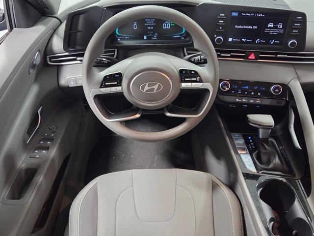 Used 2025 Blue Hyundai Blue image 6