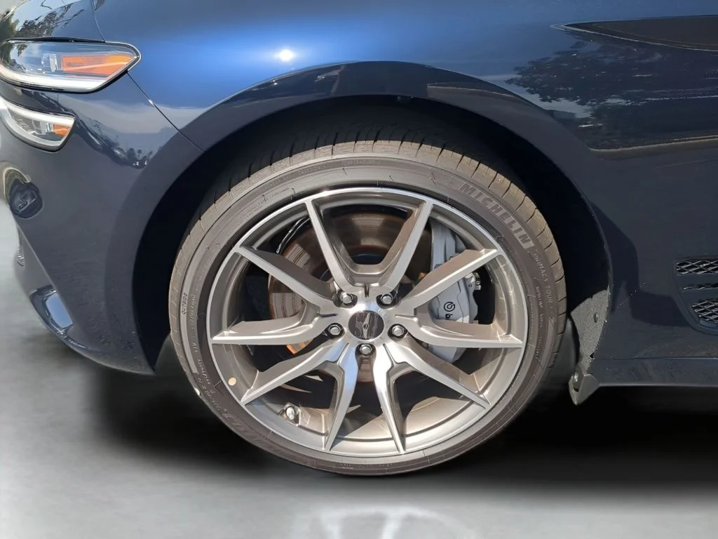 2026 GENESIS G70 Standard - Photo 31