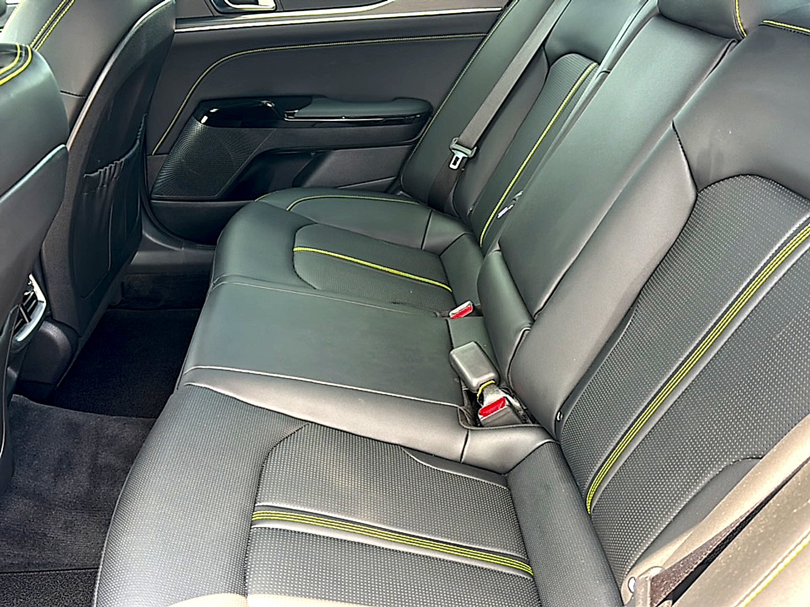 Used 2025 Wolf Gray Kia GT image 19