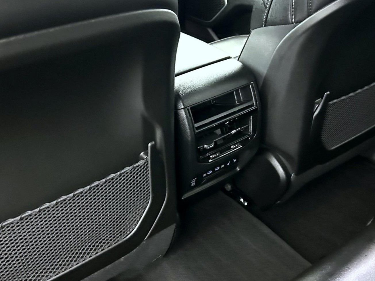 Used 2026 Velvet Jeep Limited image 21