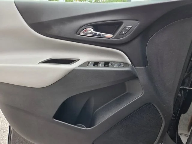 2023 Chevrolet Equinox LS - Photo 21