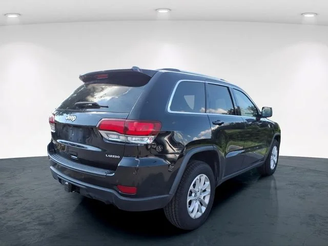 Used 2021 Black Jeep Laredo E image 13