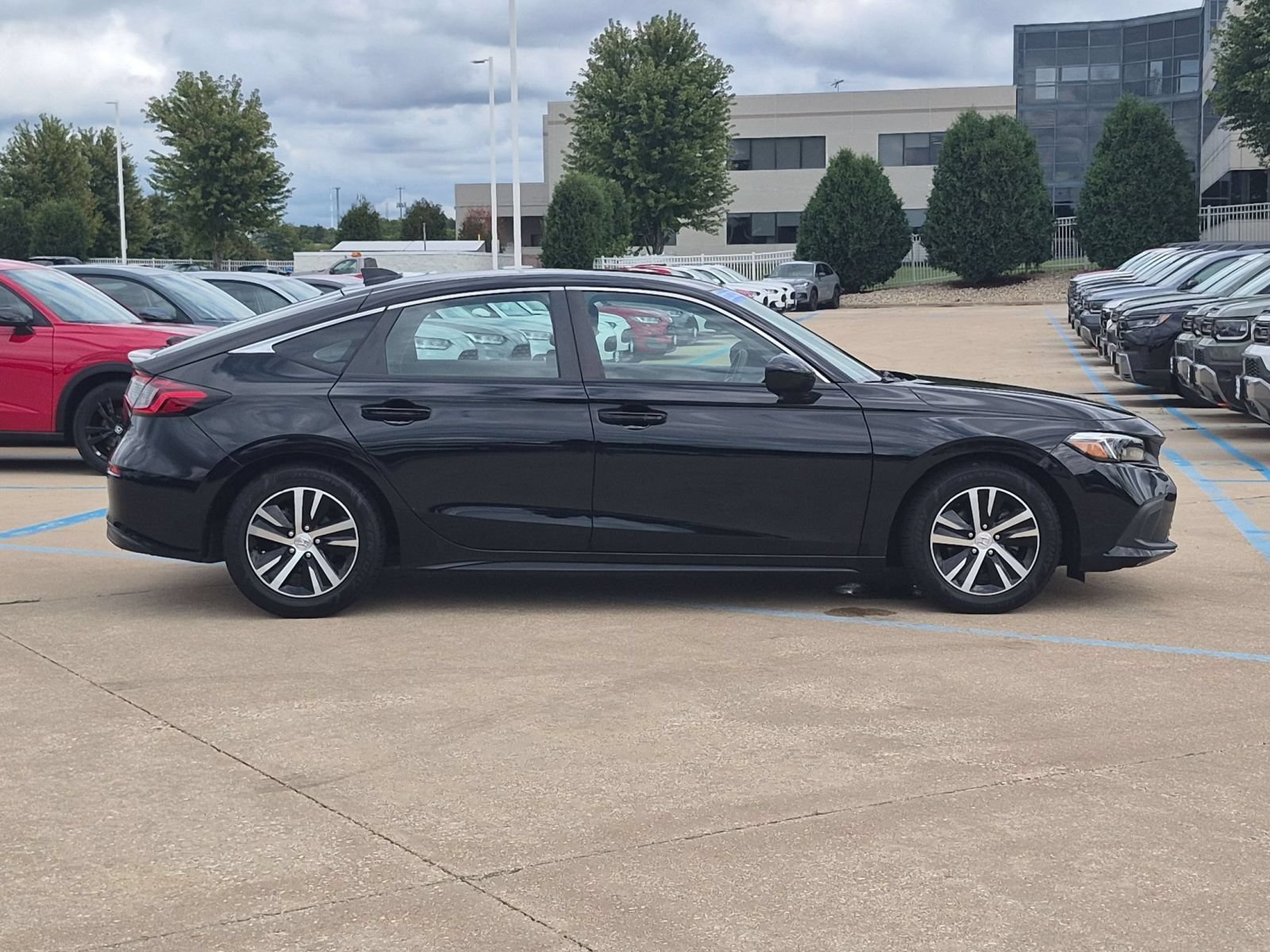 Certified Used 2024 Black Honda LX image 5