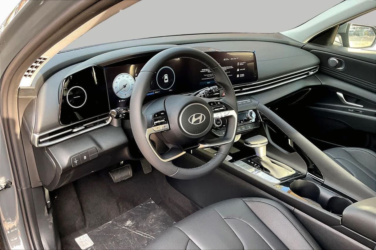 New 2026 Ecotronic Gray Hyundai Limited image 8