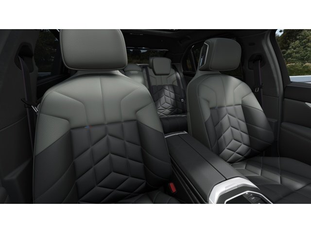New 2026 Oxide Grey Metallic BMW 760i image 11
