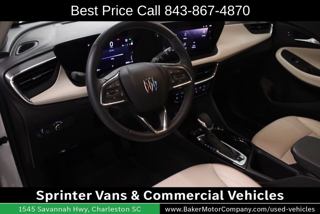 Used 2025 White Frost Buick Avenir image 4