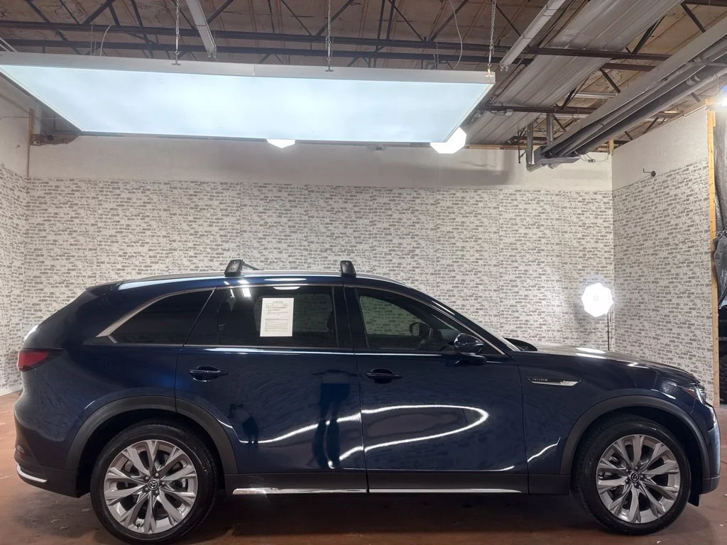 Used 2025 Deep Crystal Blue Mica Mazda 3.3 Turbo Premium Plus image 8