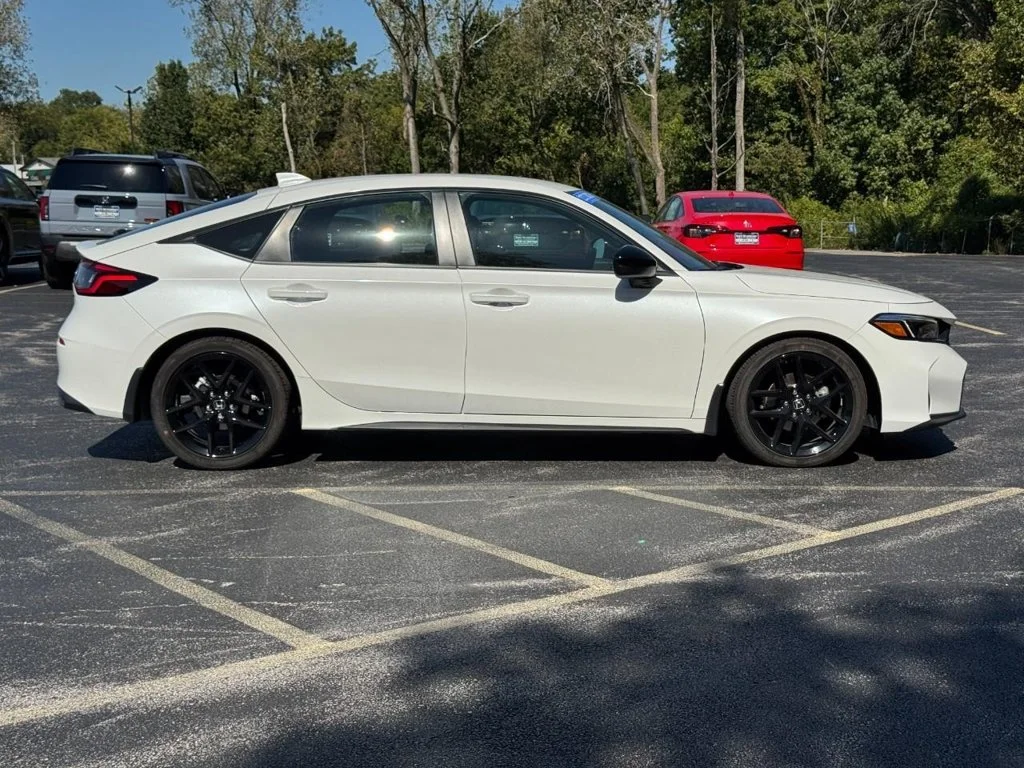 Used 2026 White Honda Sport image 3