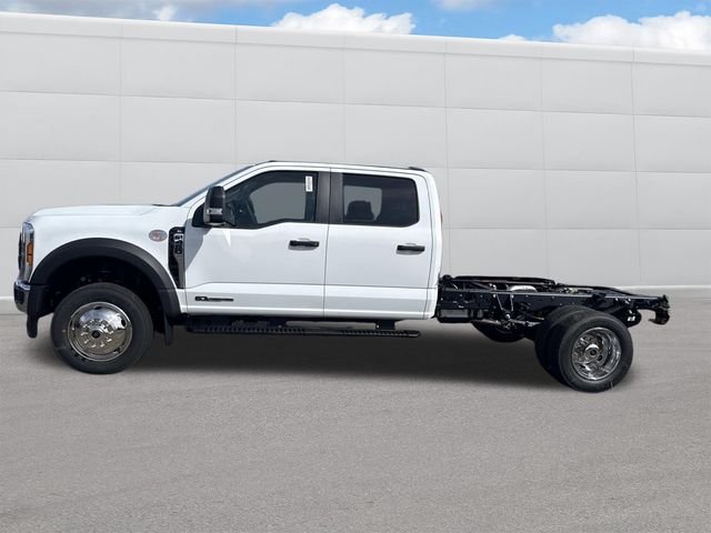 New 2026 Oxford White Ford F-450® XL image 2
