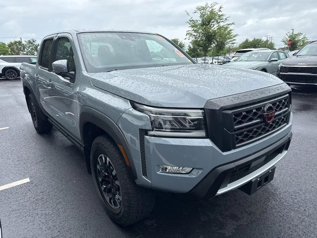2024 Nissan Frontier PRO-4X Crew Cab 4X4's photo