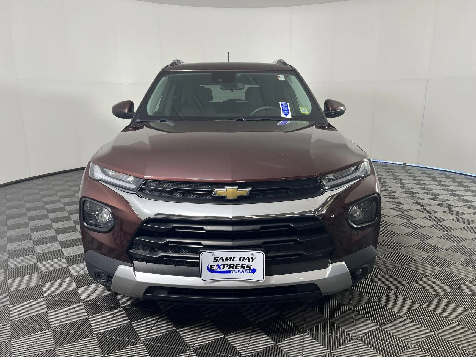 Used 2022 Mahogany Red Metallic Chevrolet LT image 30