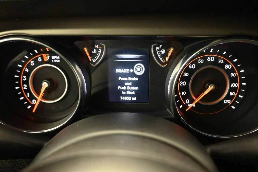 Used 2018 Gray Jeep Unlimited Sport S image 12