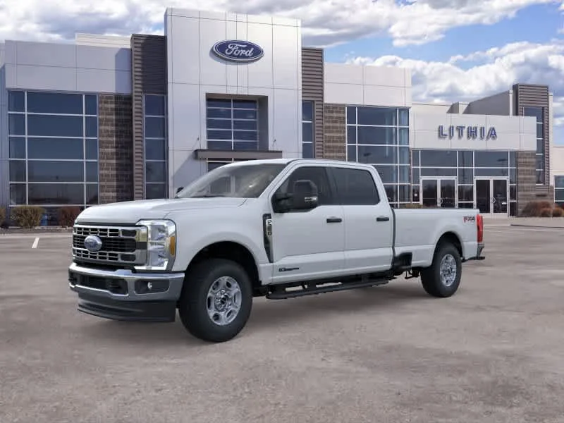 2026 Ford Super Duty F-350® XLT