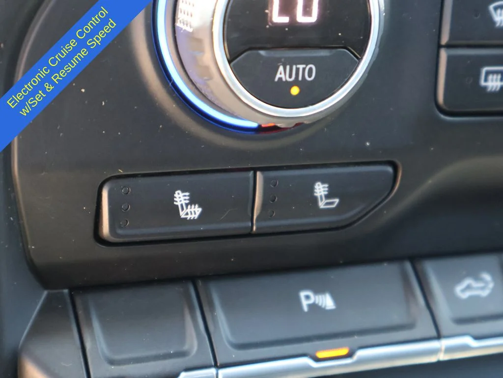 Used 2020 Summit White Chevrolet LT image 37