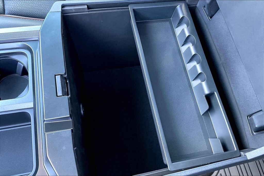 New 2026 Ford Super Duty F-250 Lariat 4D Crew Cab