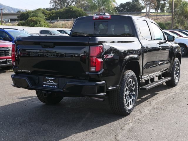 2026 Chevrolet Colorado Z71 - Photo 3