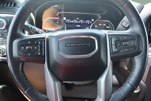 Used 2023 Onyx Black GMC Denali image 16