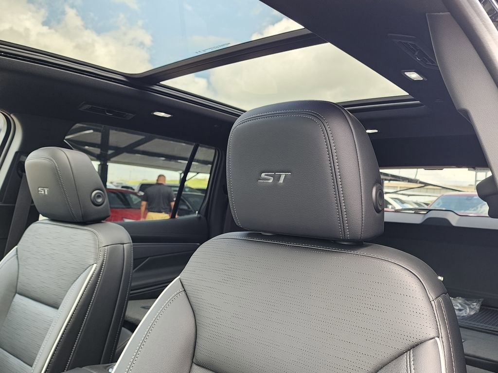 2026 Buick Enclave Sport Touring - Photo 17