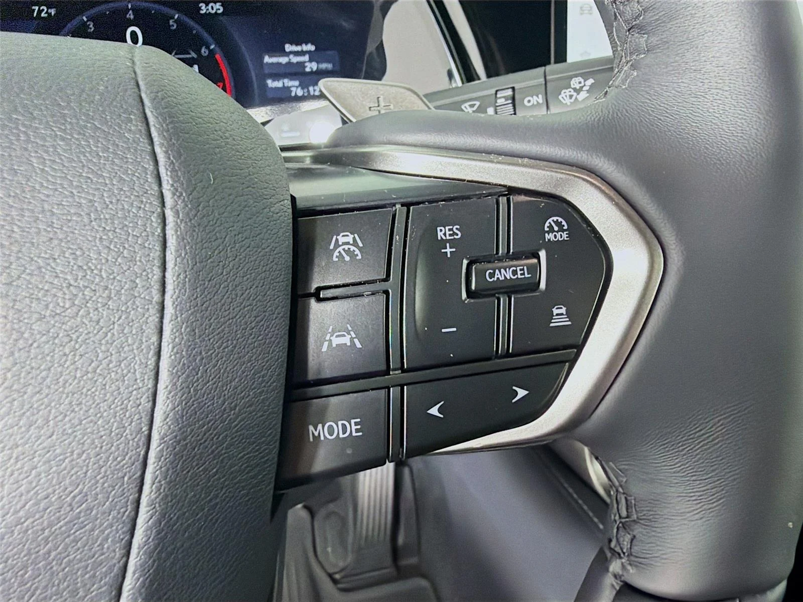 2025 Lexus RX 350 - Photo 13