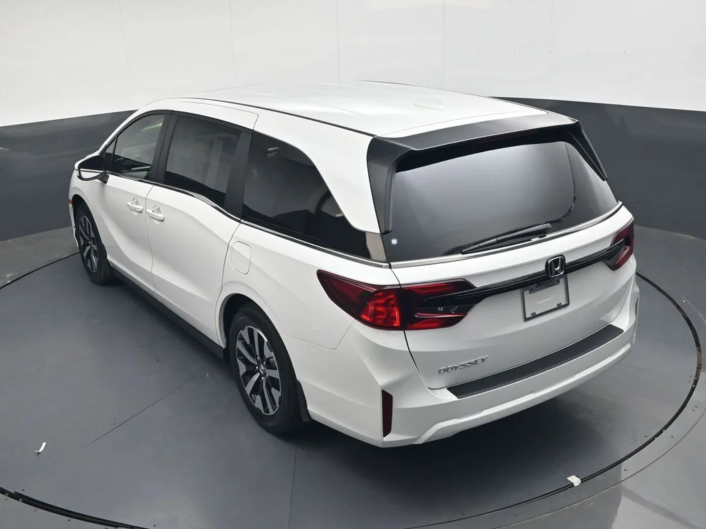 New 2026 Platinum White Pearl Honda EX-L image 24