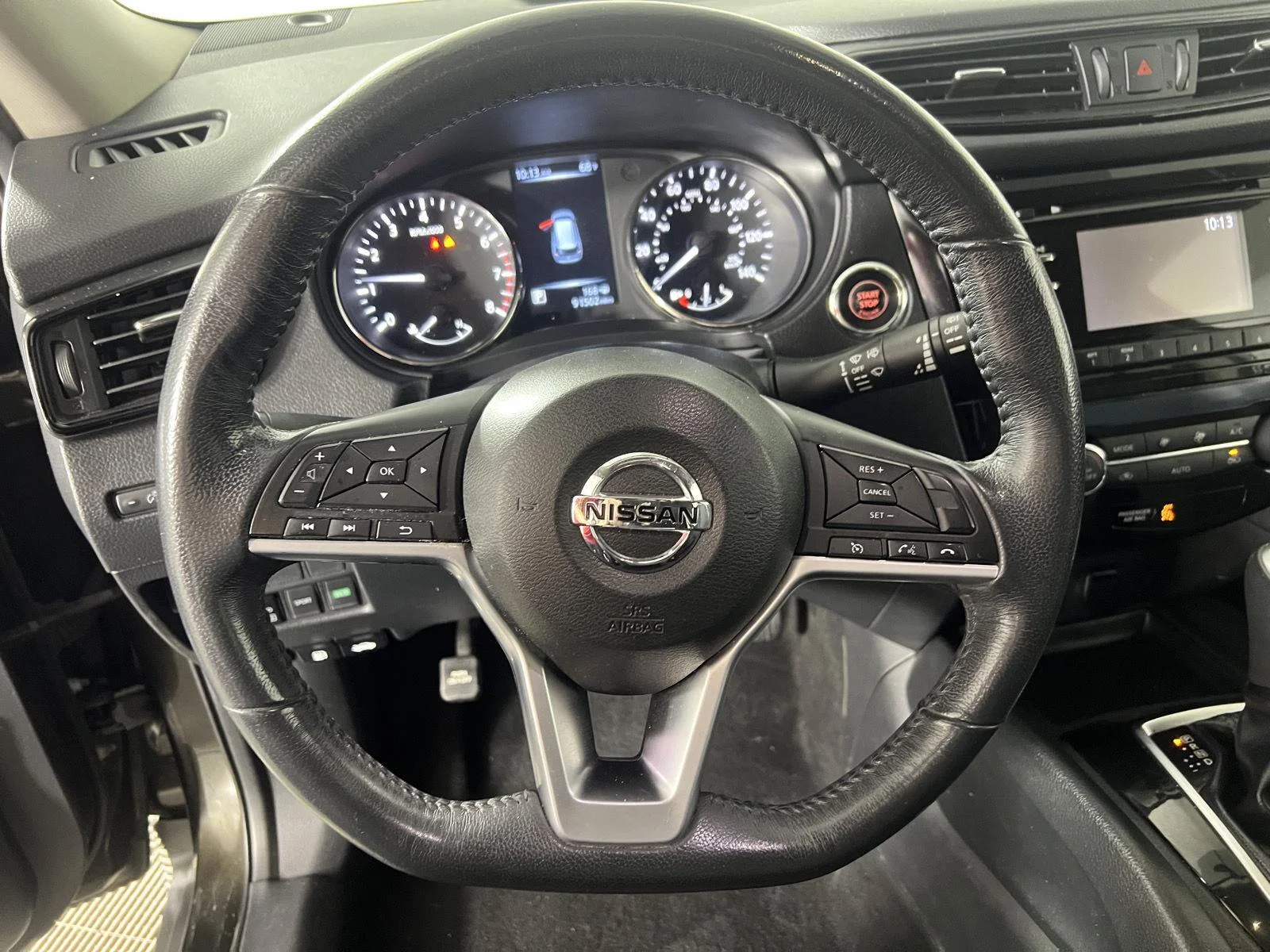Used 2017 Midnight Jade Nissan SV image 15