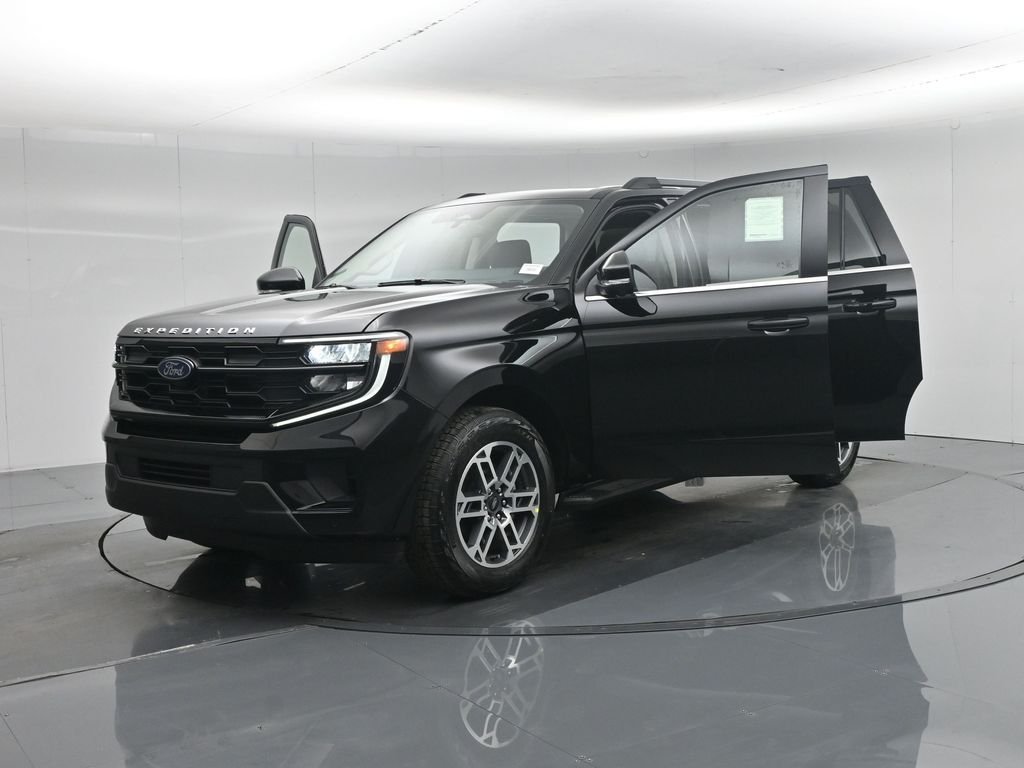 New 2026 Agate Black Metallic Ford Active image 34