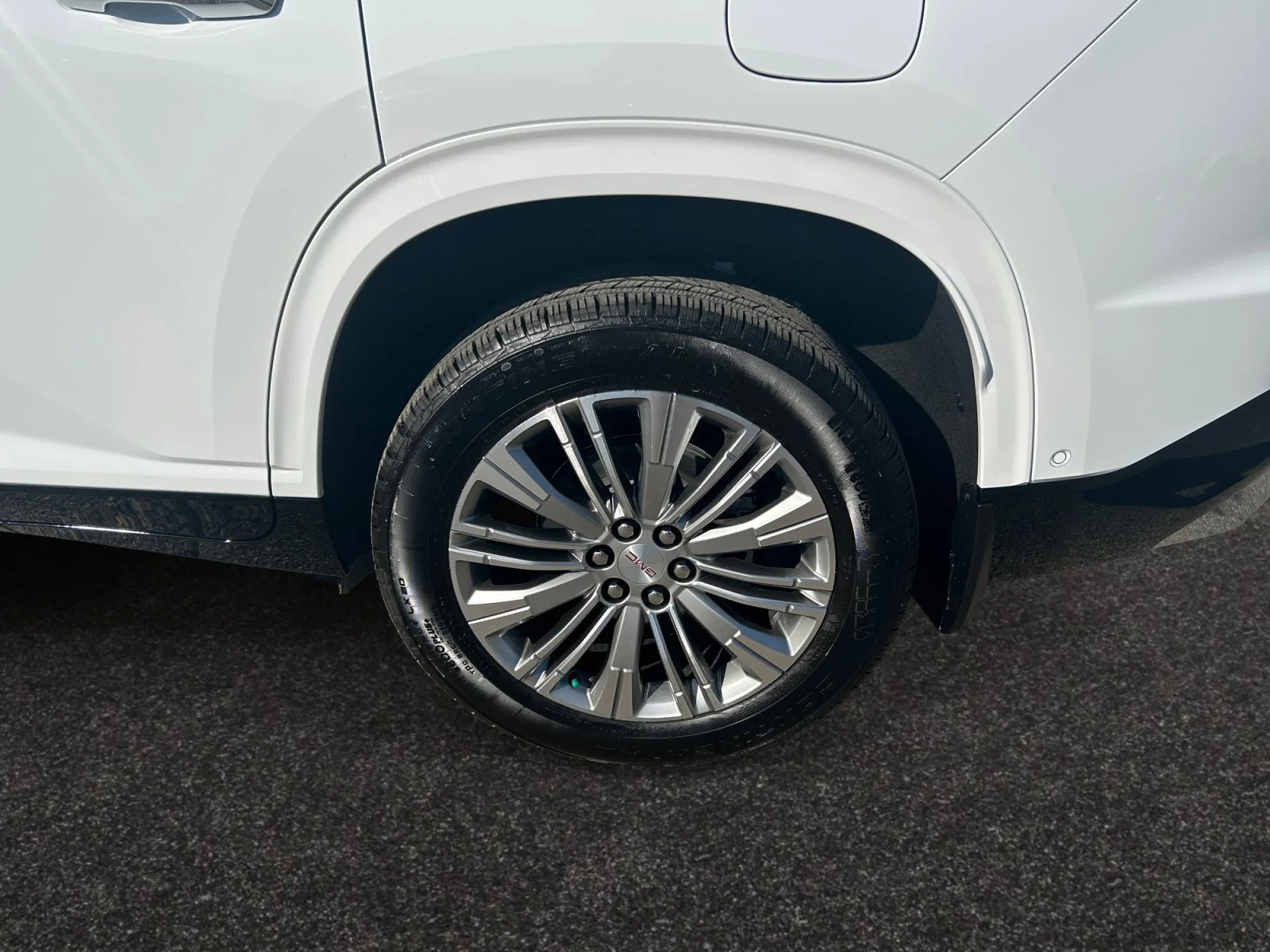 New 2027 Summit White GMC Denali AWD image 9
