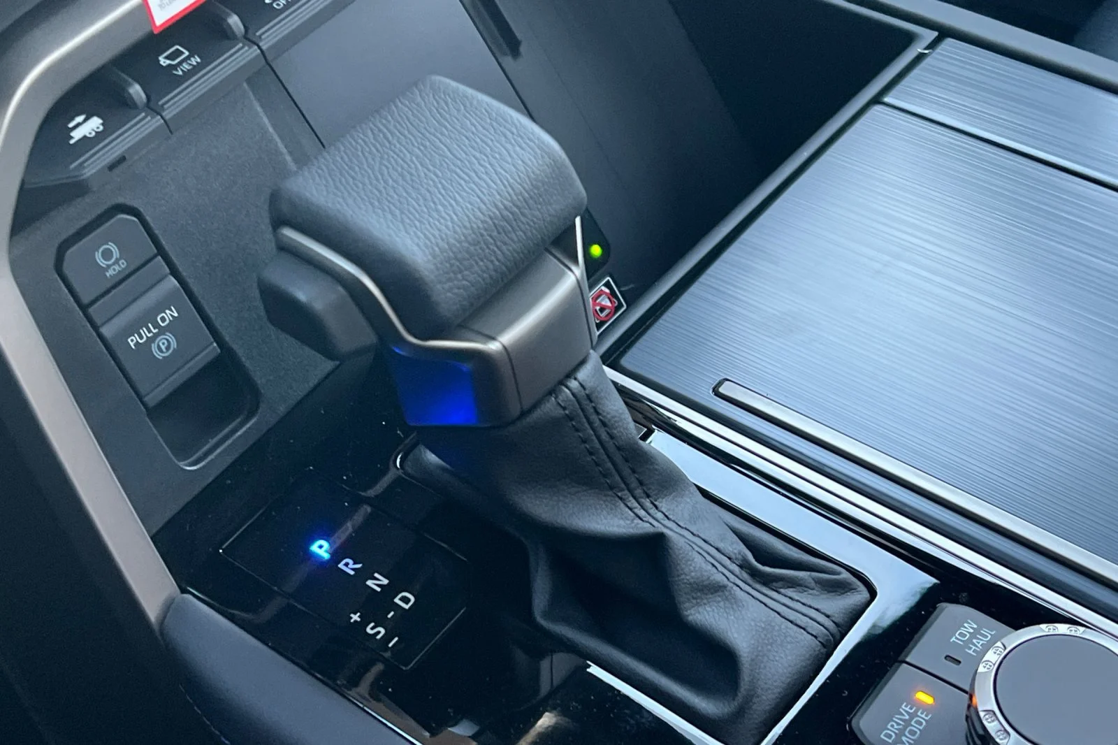 2026 Toyota Tundra Platinum - Photo 17