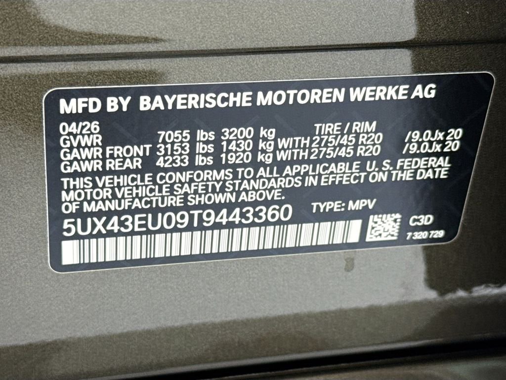 New 2026 Green Metallic BMW xDrive50e image 34