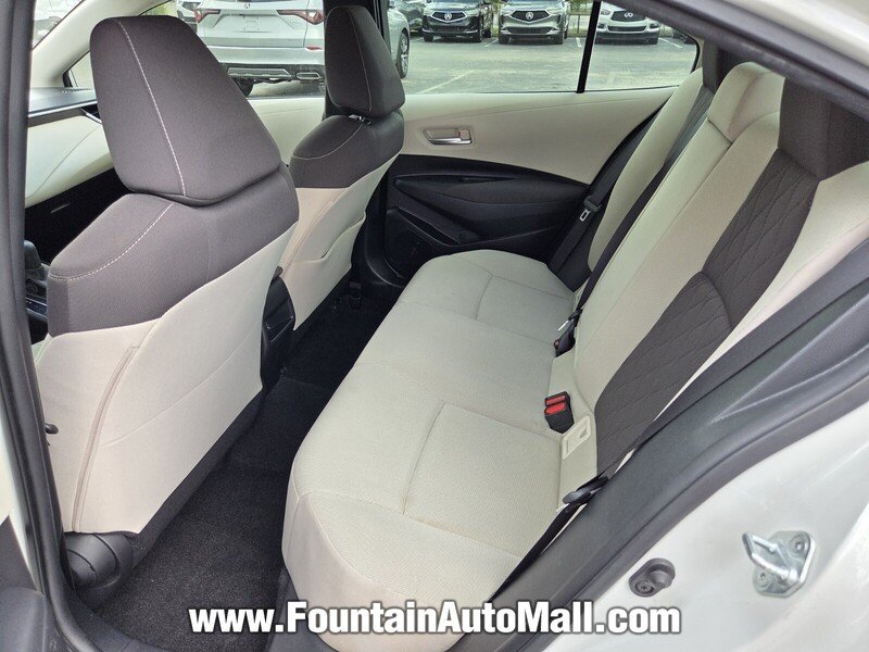 Used 2020 Blizzard Pearl TOYOTA LE CVT image 9