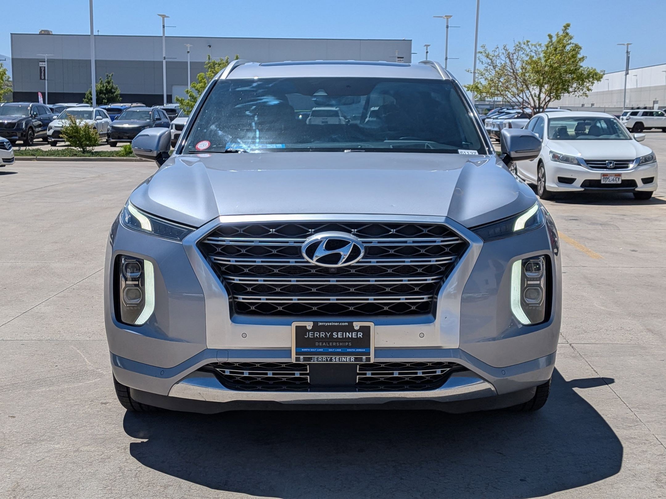 Used 2020 Lagoon Silver Hyundai Limited image 8