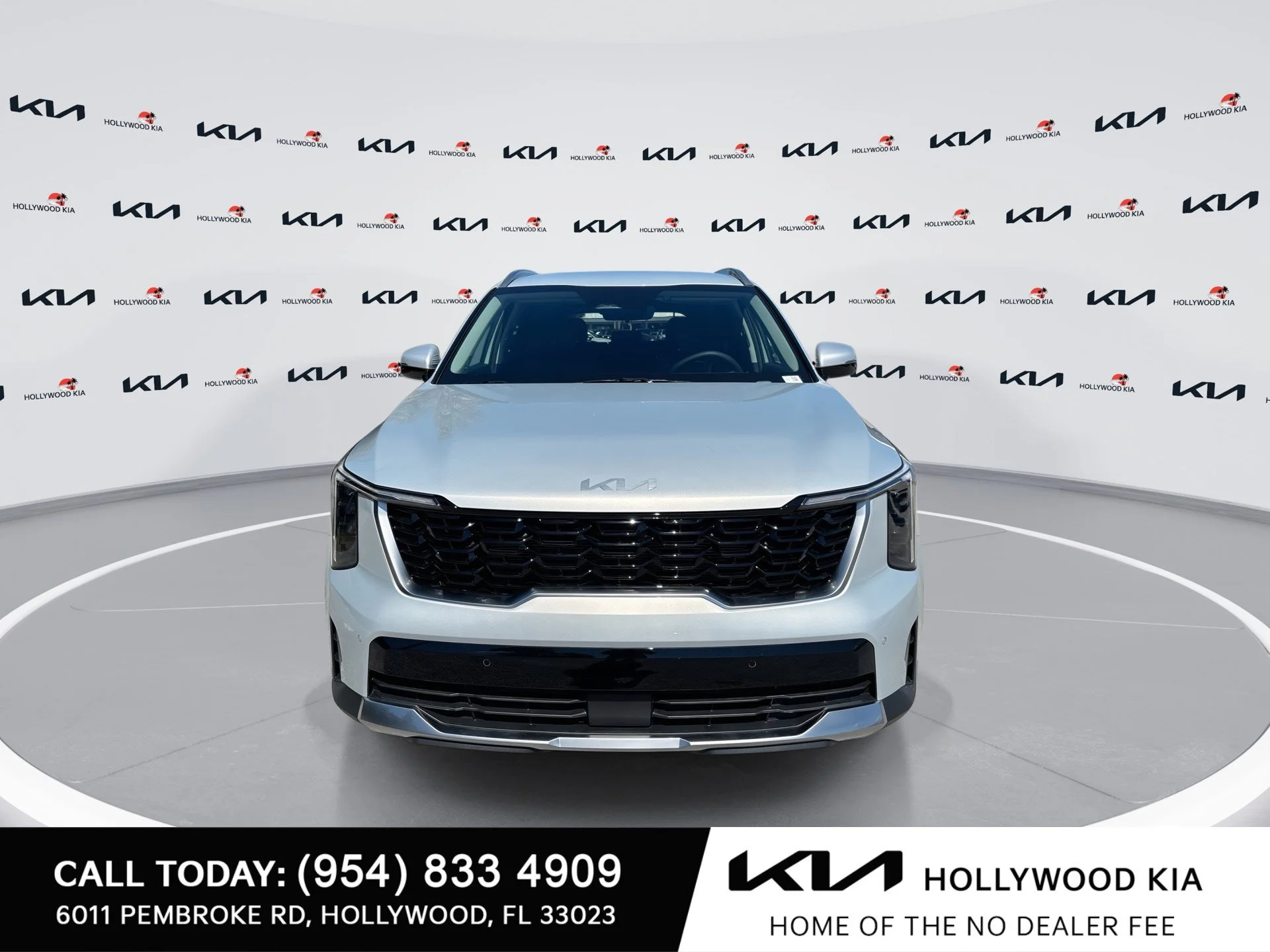 New 2026 Ivory Silver Kia S image 3